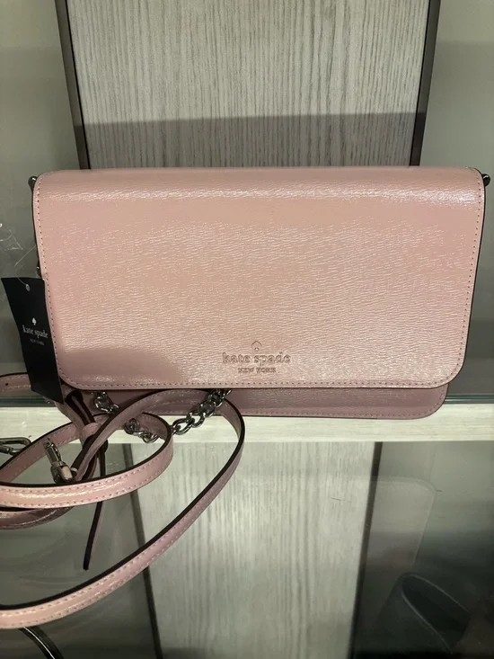 ✨Live Show Listing✨ kate spade - Picture 1 of 1